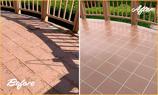 Before and After Picture of a Lochmoor Waterway Estates Hard Surface Restoration Service on a Tiled Deck