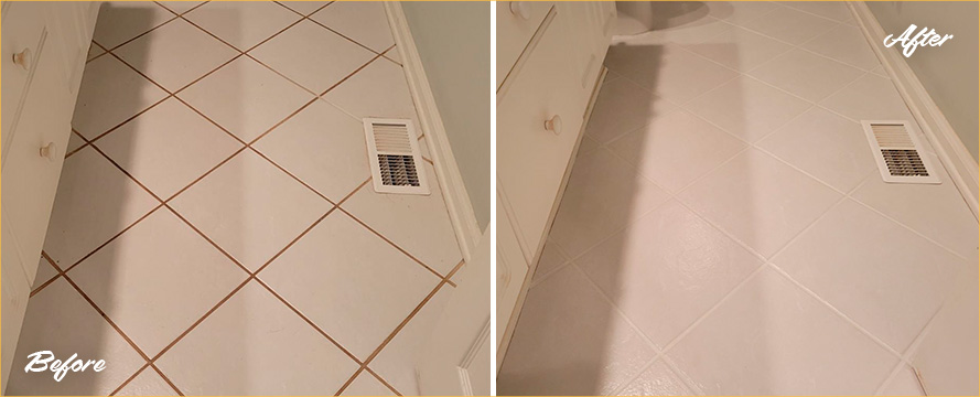 Bathroom Before and After Our Tile and Grout Cleaners in Fort Myers, FL