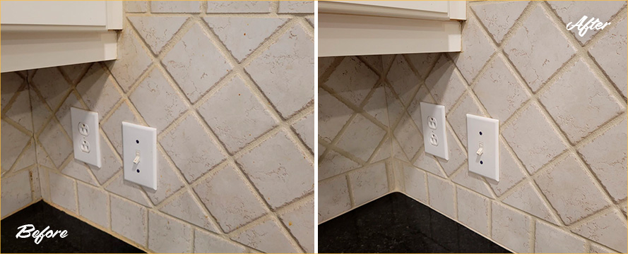 Walls Before and After Our Tile and Grout Cleaners in Fort Myers, FL