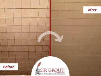 Before & After Picture of a Grout Recoloring Service in Punta Gorda, FL